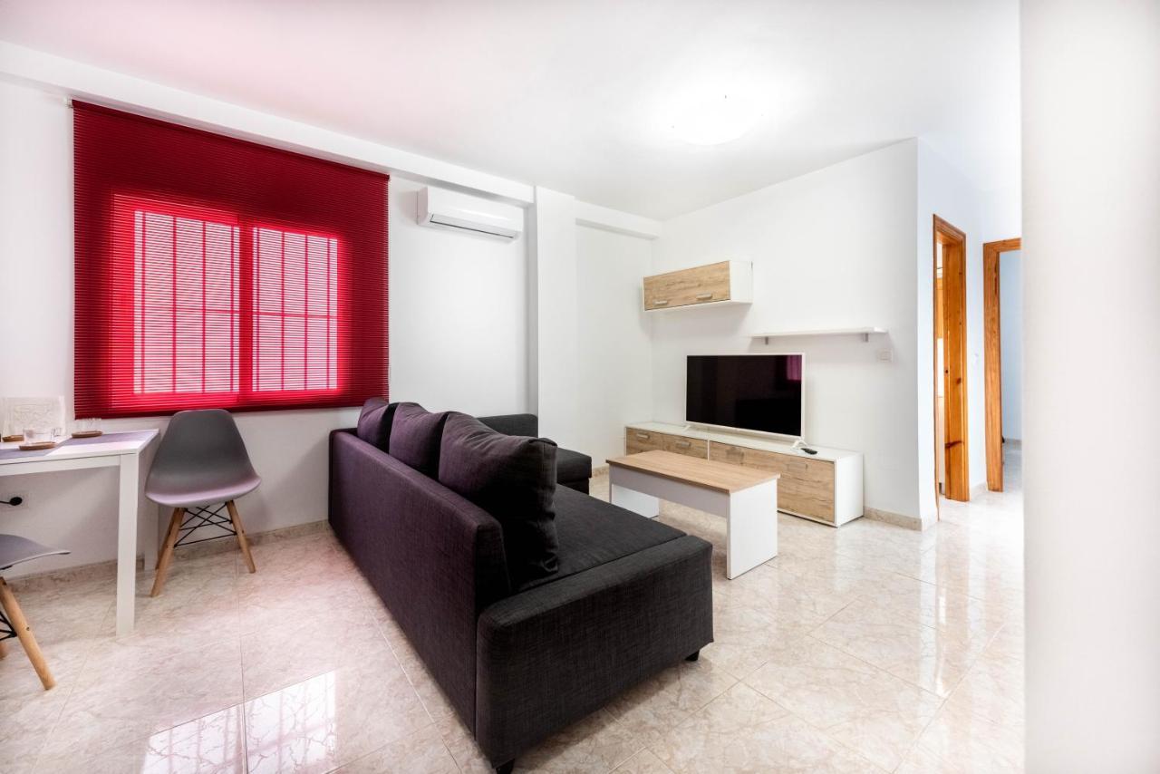 דירות נרחה Edificio Chaparil מראה חיצוני תמונה